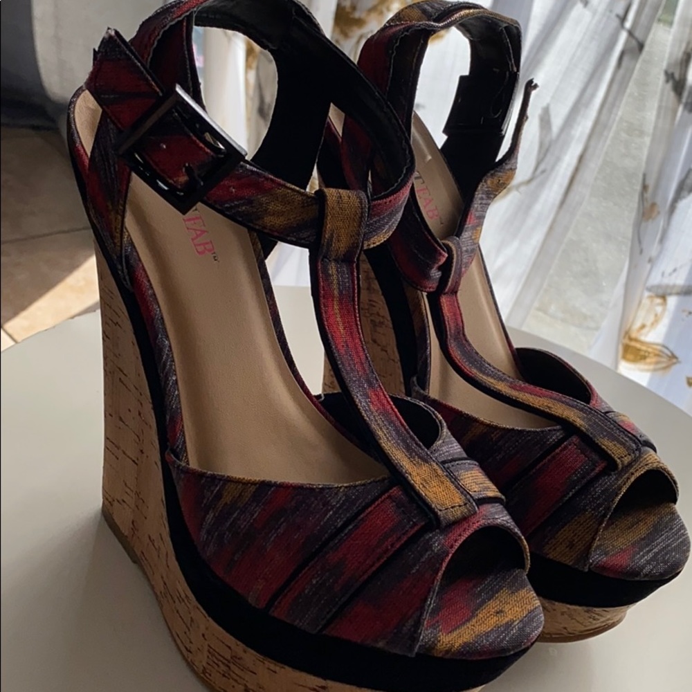 Just Fab High platform